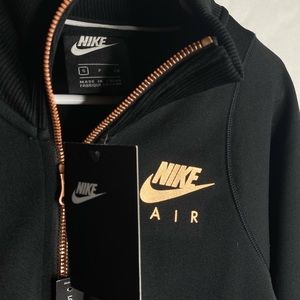 BNWT Nike Full Zip Size S